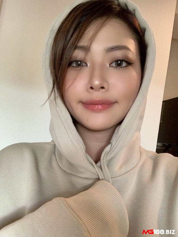 Kaho Imai được đánh giá cao bởi nét đẹp tươi trẻ và năng động