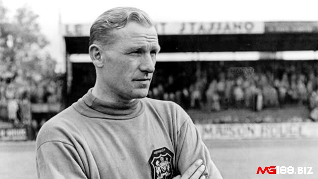 Đội hình xuất sắc nhất Manchester City vị trí thủ môn là Bert Trautmann