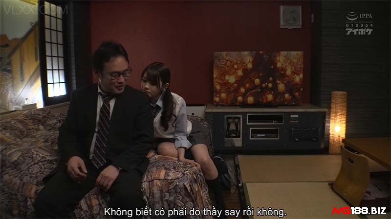 Minami và người thầy giáo trẻ của mình