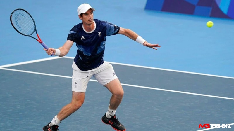 Andy Murray là tay vợt có kỹ thuật tạt bóng thuận tay xuất sắc