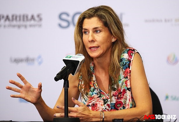 Monica Seles là vận động viên tennis nữ đầy tài năng và chuyên nghiệp ở Mỹ