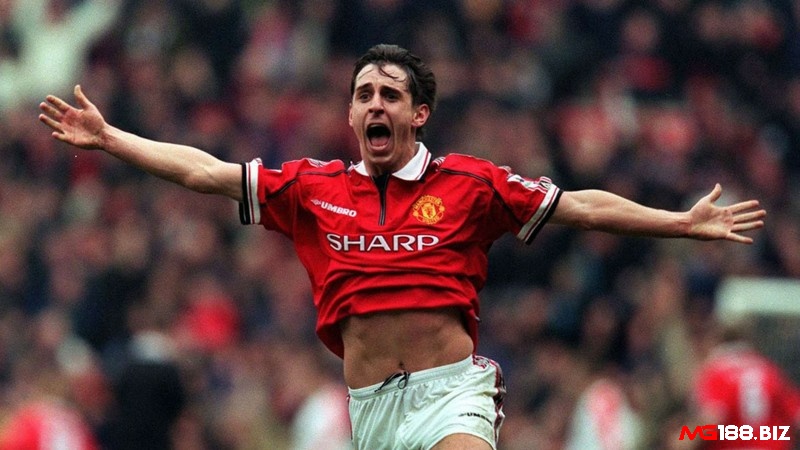 75% người hâm mộ tin là Gary phải có mặt trong đội hình xuất sắc nhất Manchester United