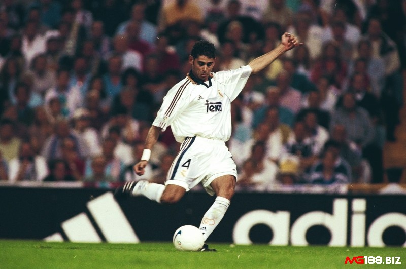 Đội hình xuất sắc nhất Real Madrid - Fernando Hierro