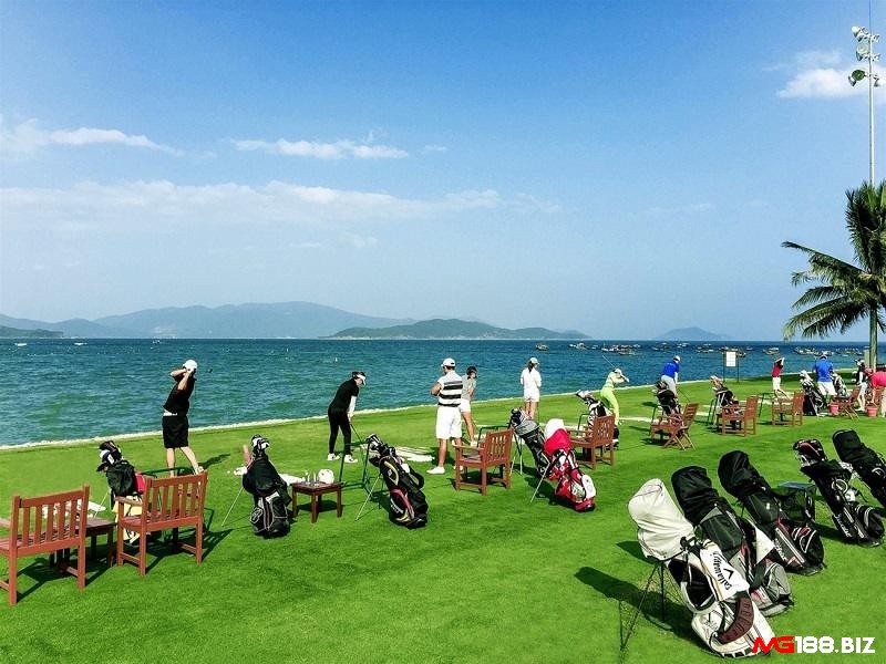 Diamond Bay tọa lạc trong khu nghỉ dưỡng hàng đầu châu Á