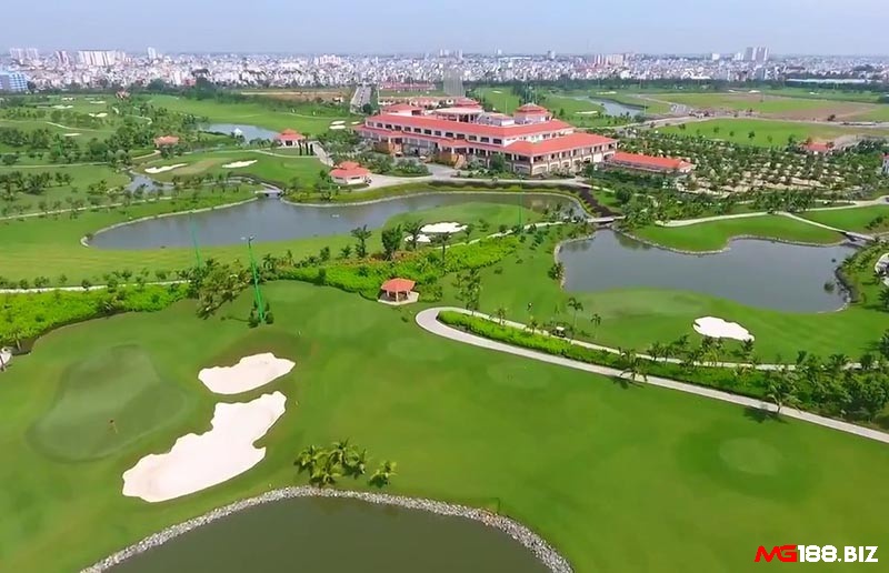 Sân golf Tân Sơn Nhất được thiết kế theo phong cách Mỹ