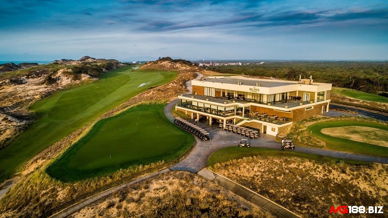Sân golf The Bluffs