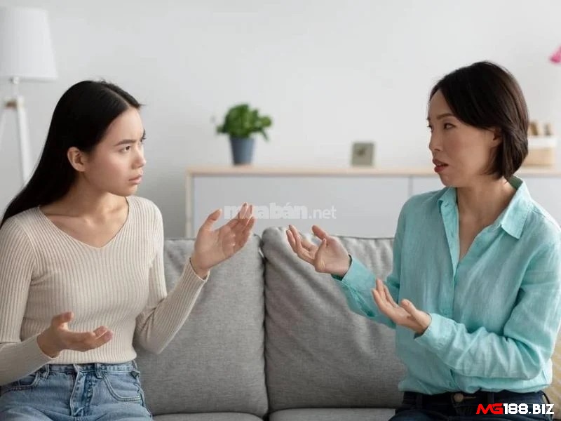Mơ thấy cãi nhau với bạn bè cho thấy bạn đang gặp khó khăn trong việc giao tiếp