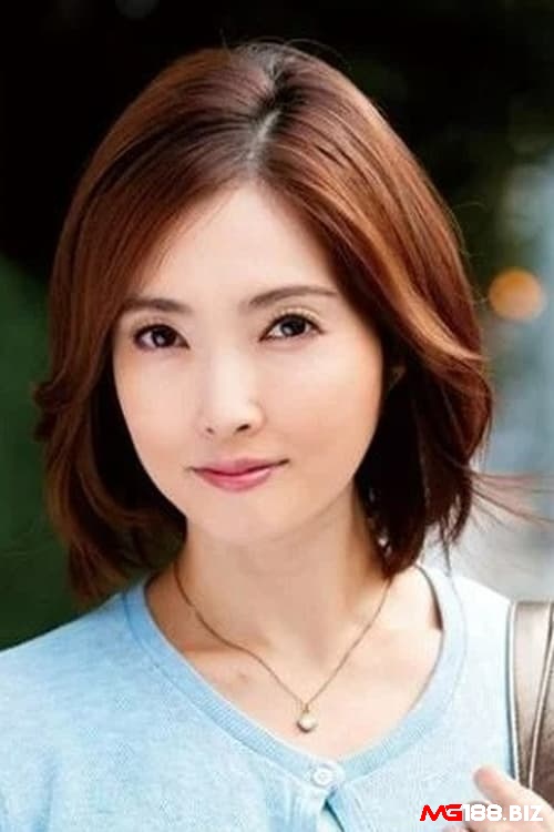 Yuka là một nữ diễn viên JAV xinh đẹp và gợi cảm