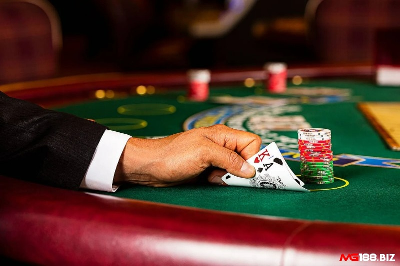 Pháp luật cũng quy định nhóm đối tượng bị cấm vào casino, nhằm bảo đảm an ninh, trật tự và bảo vệ người có nguy cơ dễ tổn thương
