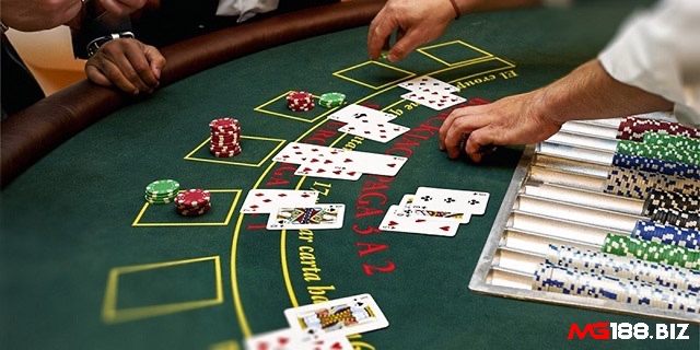 Luật chơi Poker online uy tín cự kỳ đơn giản cho anh em nào mới bắt đầu