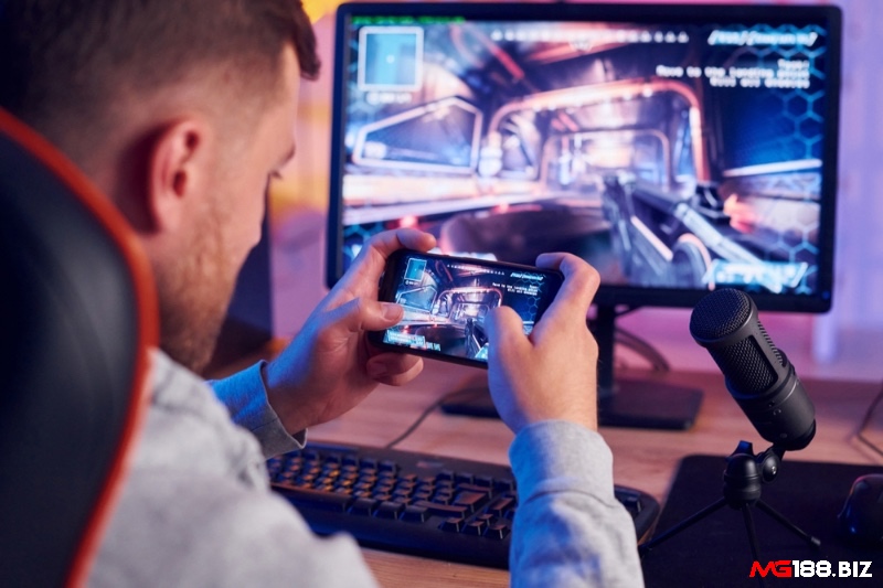 Chuẩn bị kỹ về thiết bị và cộng đồng giúp game thủ sẵn sàng cho những trận chiến đầu tiên trong thế giới game online sắp ra mắt.