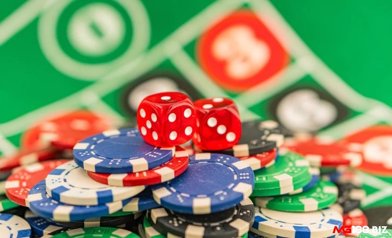 Hướng dẫn đặt giới hạn và tránh vay mượn khi chơi xì tố.