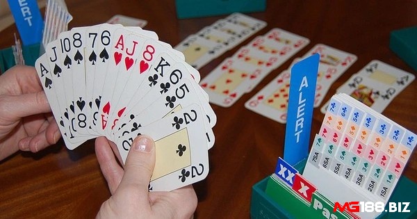 Mẹo chọn quân rác tối ưu và cách thăm dò đối thủ trong lượt mở đầu.