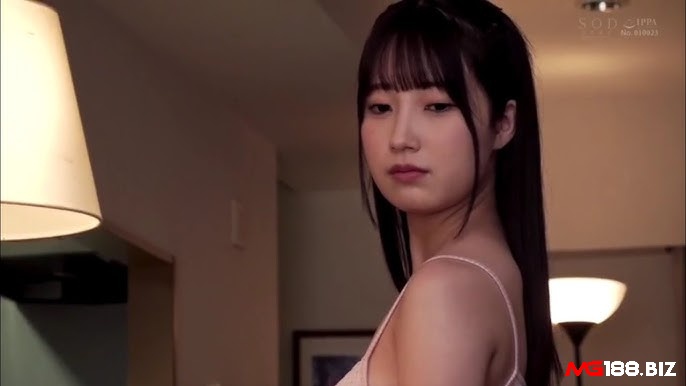 Himari mở dịch vụ đặc biệt nhằm kéo khách cho cửa hàng massage của mình