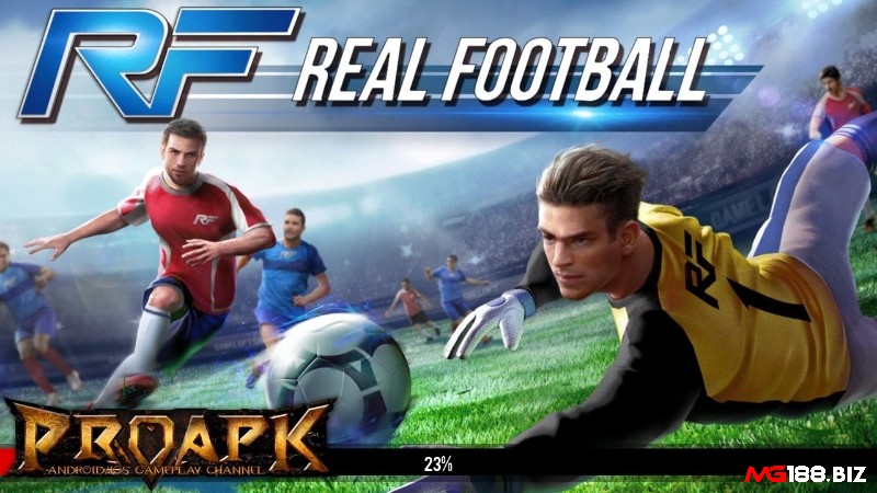 Real Football kết hợp đội hình cầu thủ với nhiều lớp quản lý câu lạc bộ